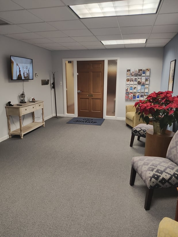 View Towards Front Door- Lobby