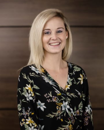 Michelle Neuper's headshot