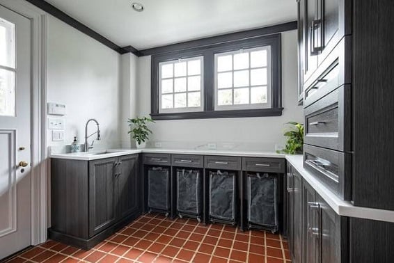 Luxe Laundry Room A sleek looking Laundry Room by Design Manager Morgan Haynie in California Closets Charlotte, North Carolina.