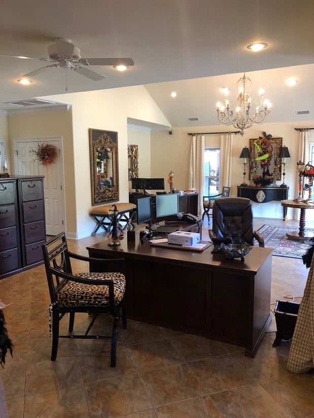 Photo gallery image