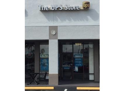 Exterior storefront image of The UPS Store #520 in Davie, FL
