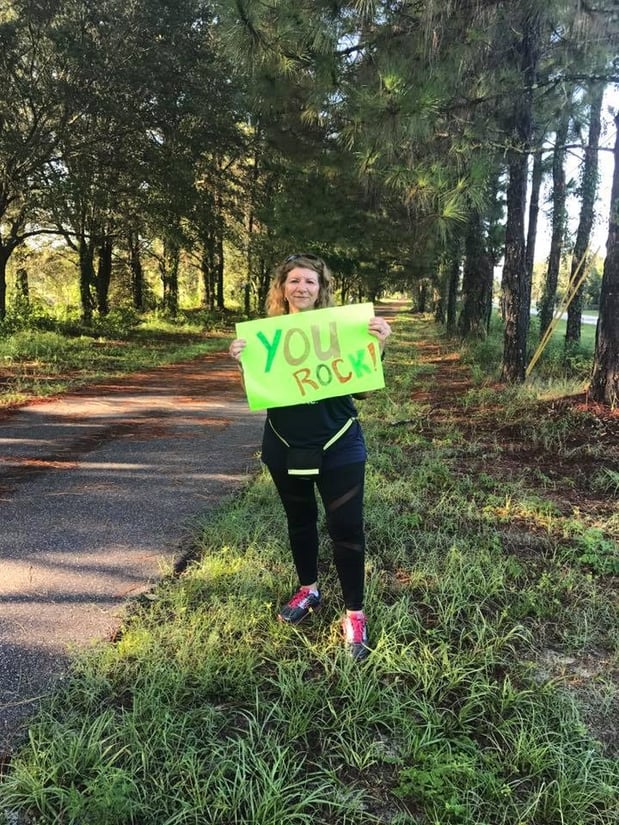 Melissa rooting the runners along