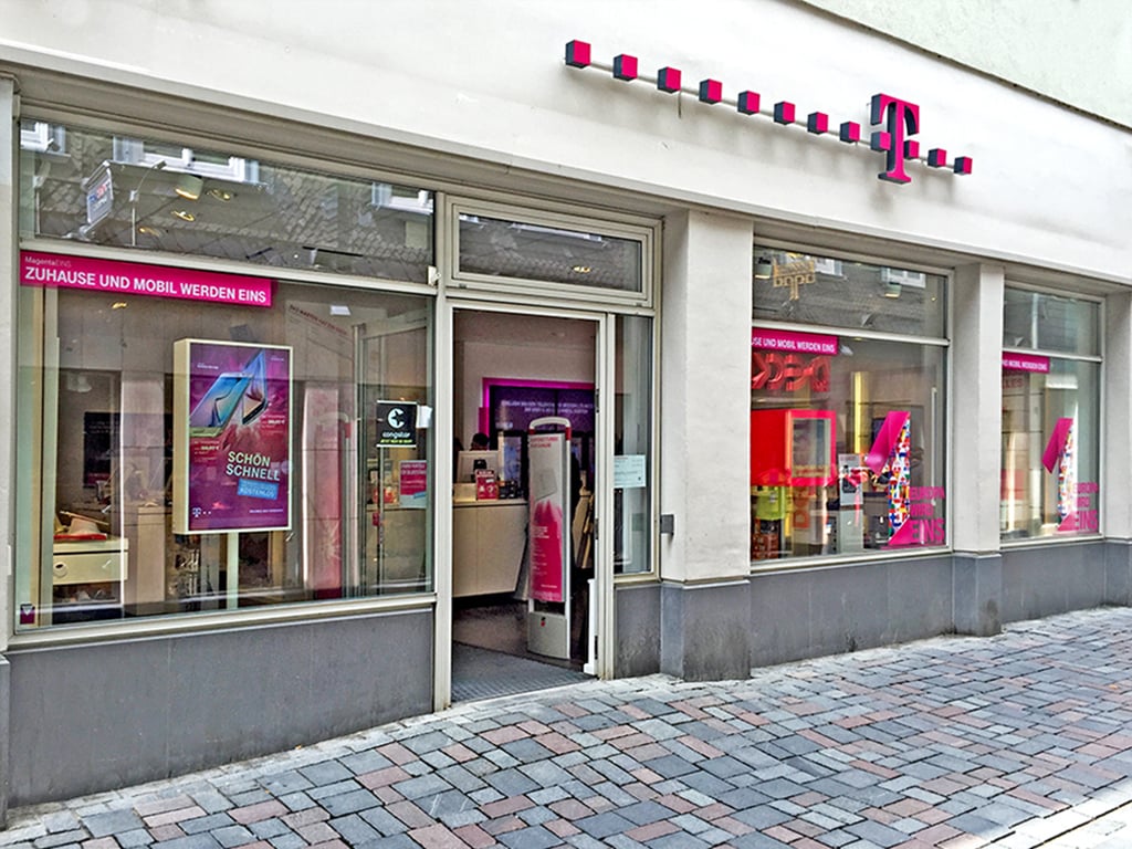 Store photo