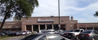 Randalls store front picture at 5161 San Felipe St in Houston TX