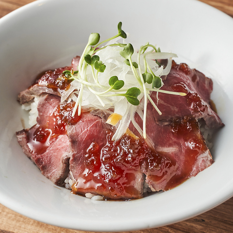 ローストビーフ丼