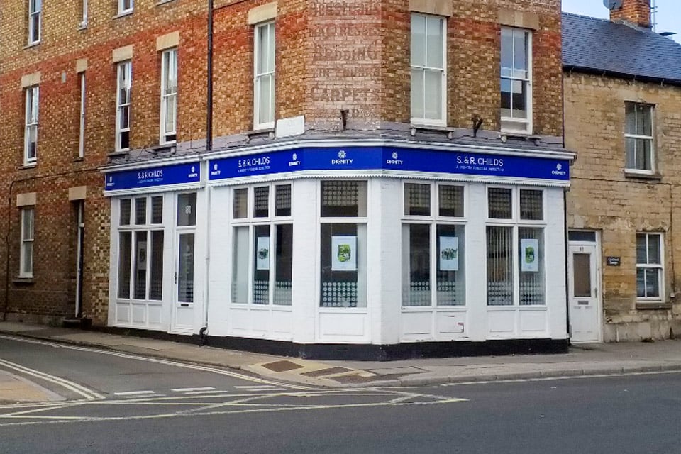 S. & R. Childs Funeral Directors in Witney, Oxfordshire.