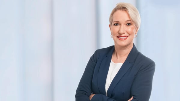 Anke Hardam. Ihre Ansprechpartnerin für die Barmenia Versicherung in Essen.