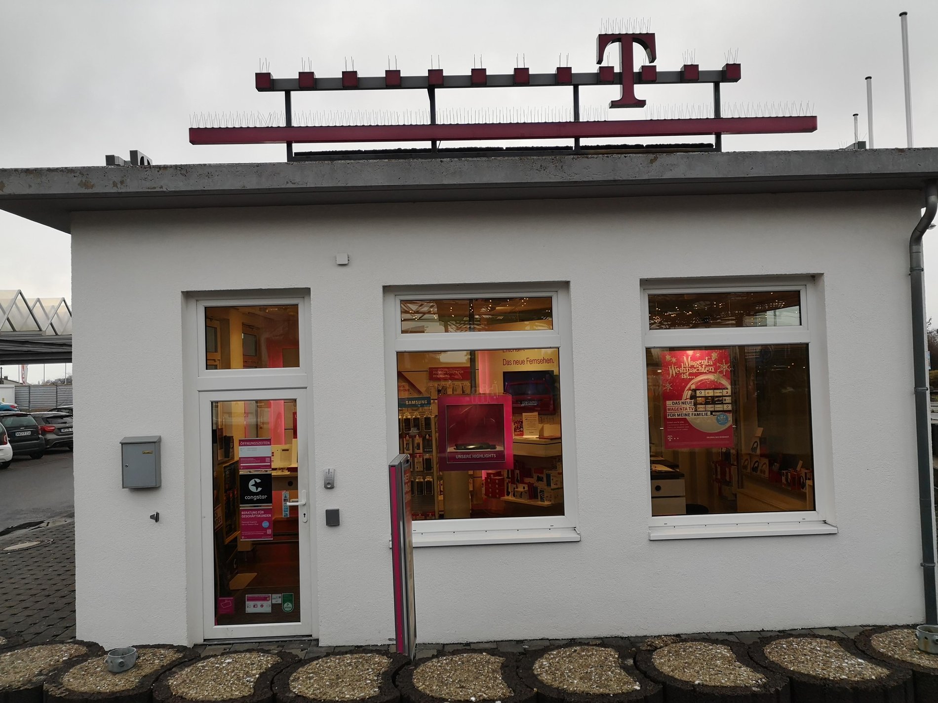 Store photo
