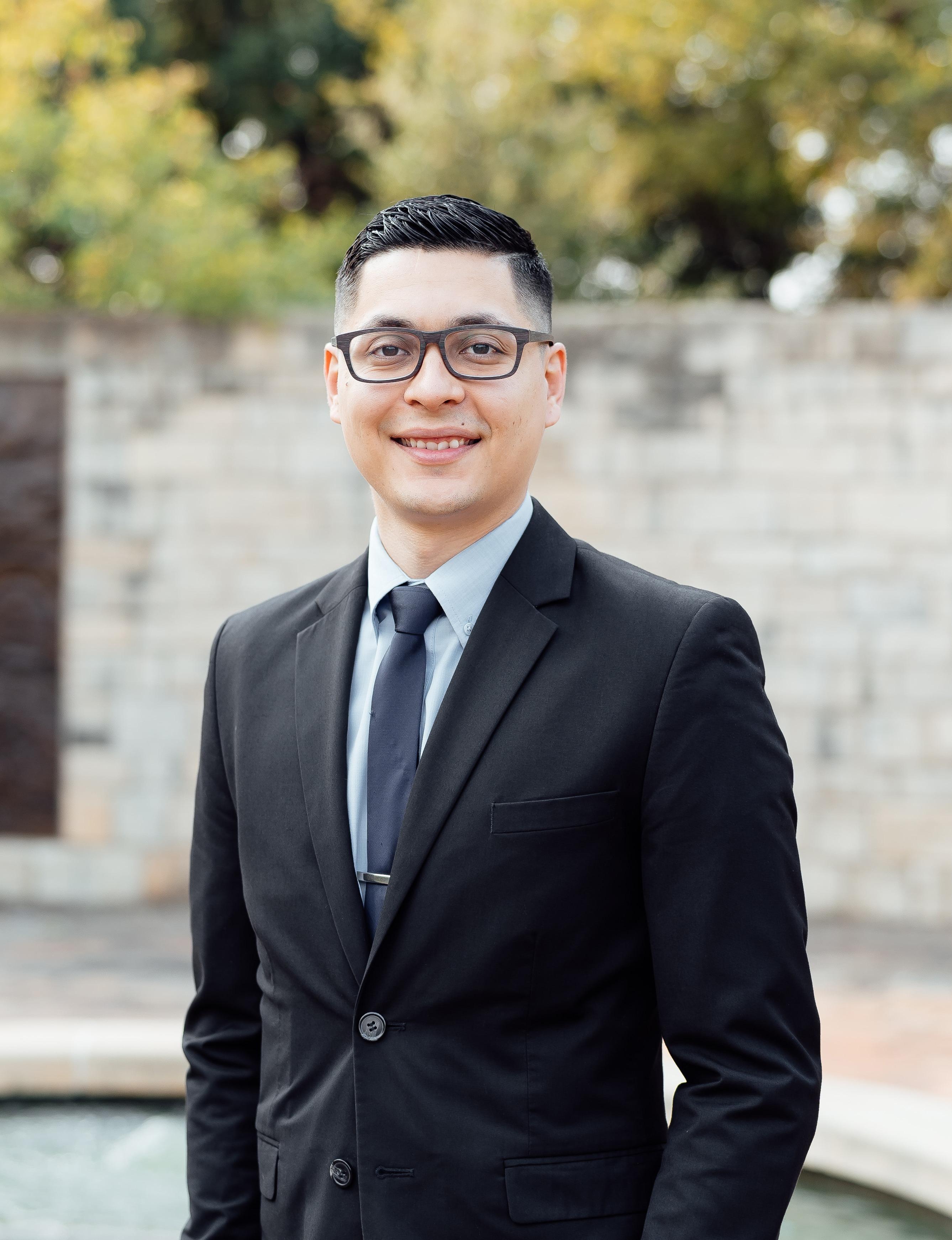 Photo of Luis Becerra