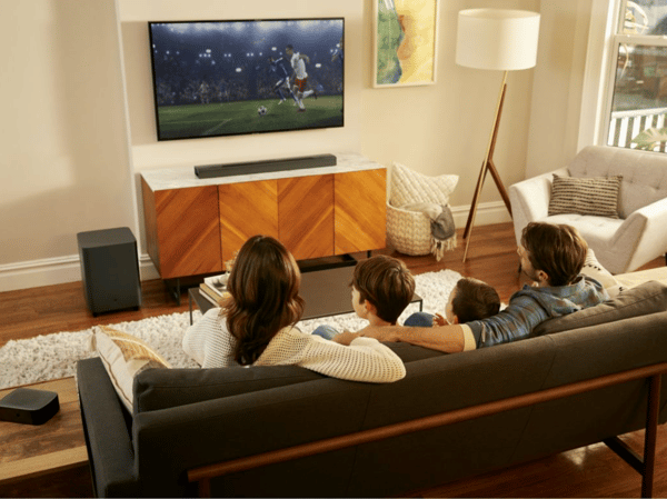 Envie de regarder un film de noël à La Rochelle ? Venez découvrir les dernières TV Neo Qled et Oled (Sony, LG, Samsung, TCL, Hisense) dans votre magasin Boulanger La Rochelle Angoulins - Idéal pour jouer à Call Of Duty sur votre PS5 ou XBOX