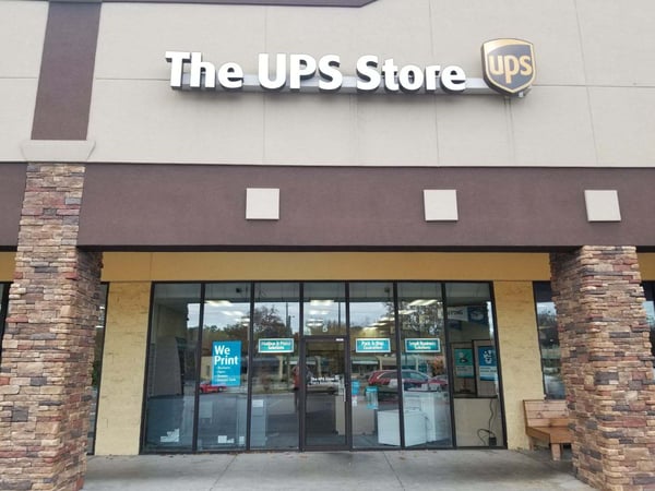 Facade of The UPS Store University Plaza