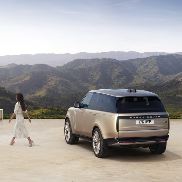 Land Rover Navnit Motors Mumbai Workshop Service Centre