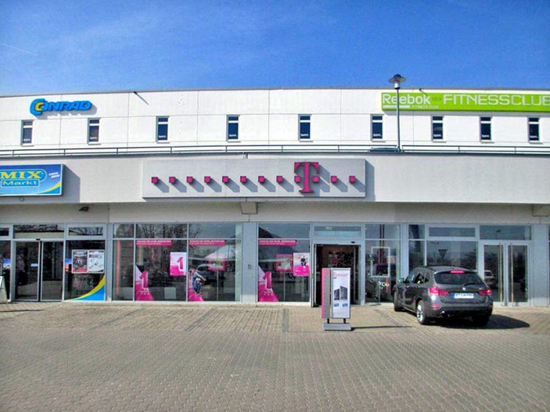 Store photo