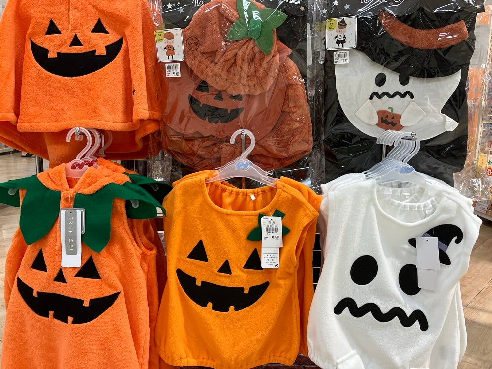 エンジョイハロウィン
可愛いコスチュームやお菓子がいっぱい♪