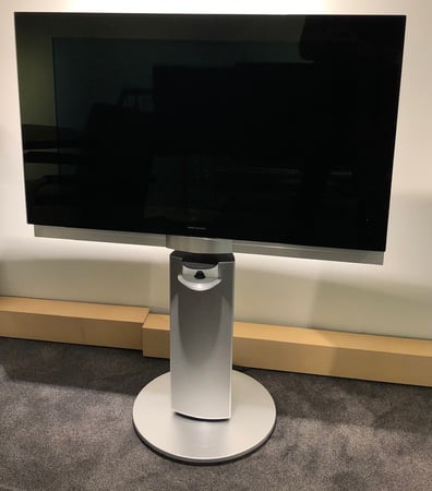 Beovision 7-32