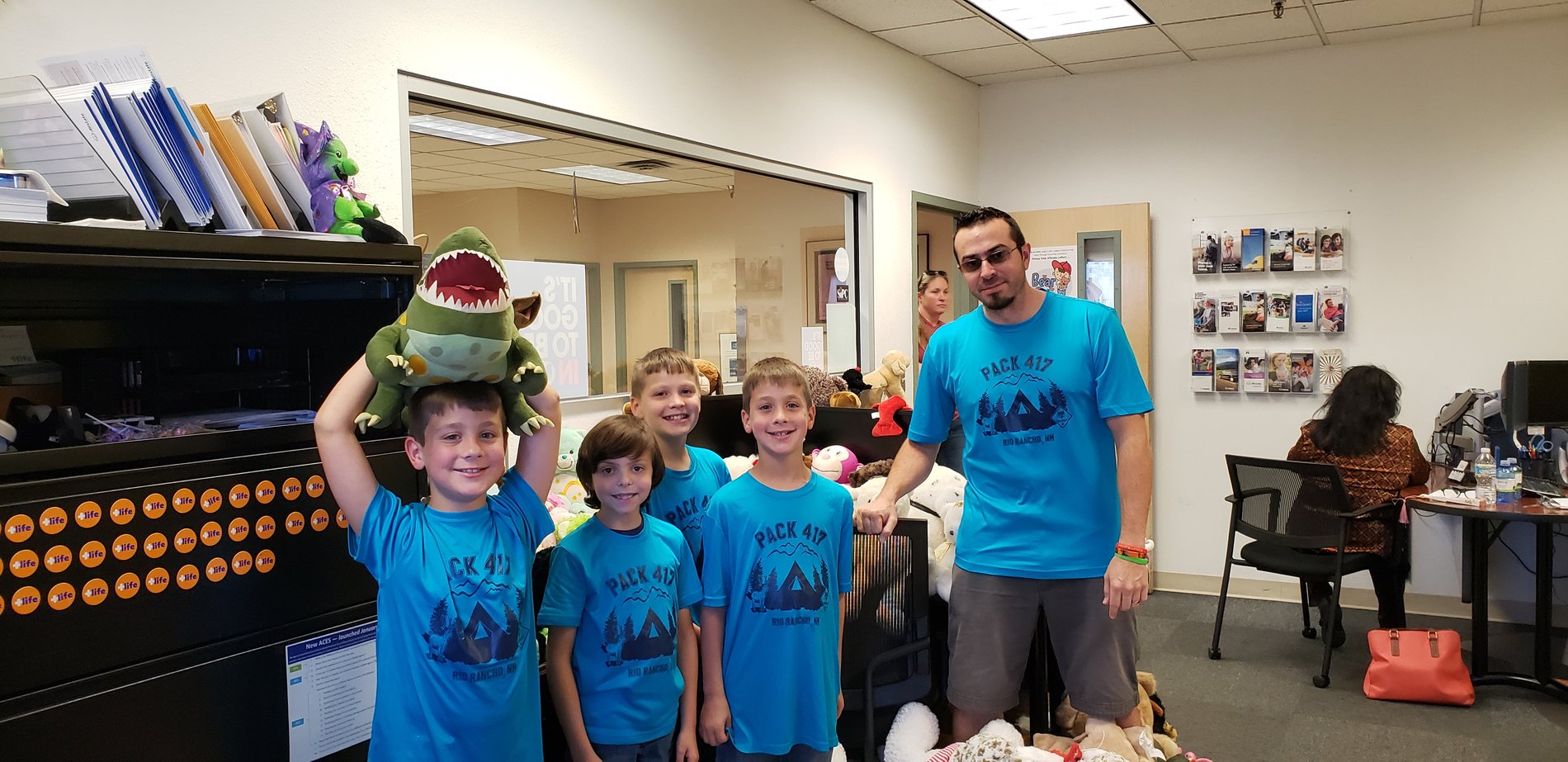 Pack 417 Helping with Bear Pals