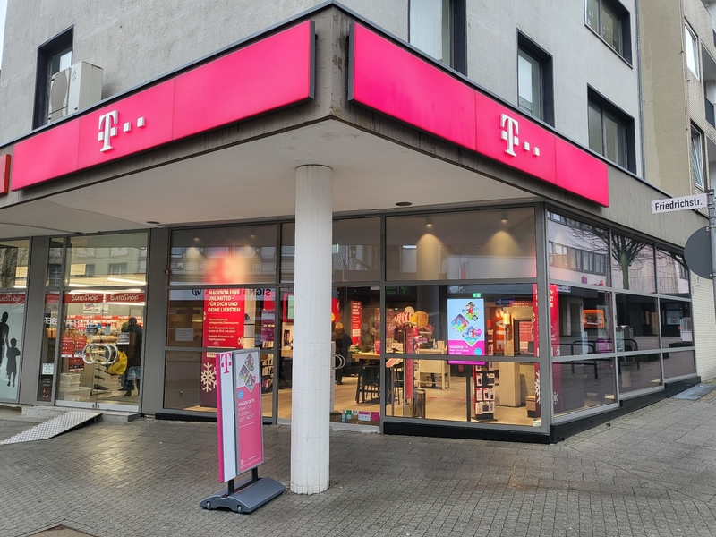 Store photo