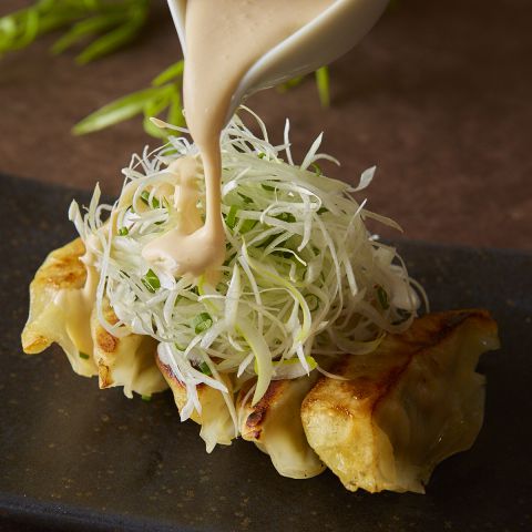 焼餃子 チーズトッピング