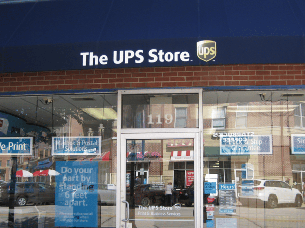 Storefront of The UPS Store in Mount Prospect, IL