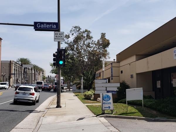 Enter our Driveway on Galleria Way 318 W. Colorado St., directly across the street from Glendale Galleria