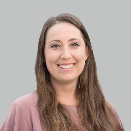 Danielle Felts Advisor Headshot image