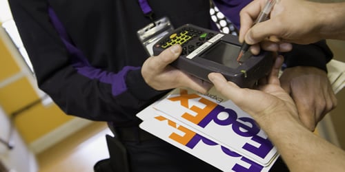 Cliente firma para paquete