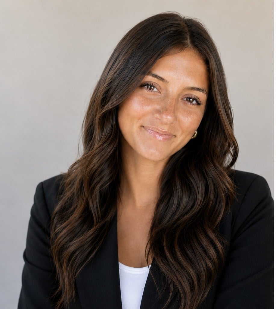 Carmen Pineda - Sales Agent