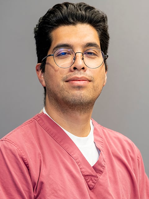 Oscar Roldan, M.D.