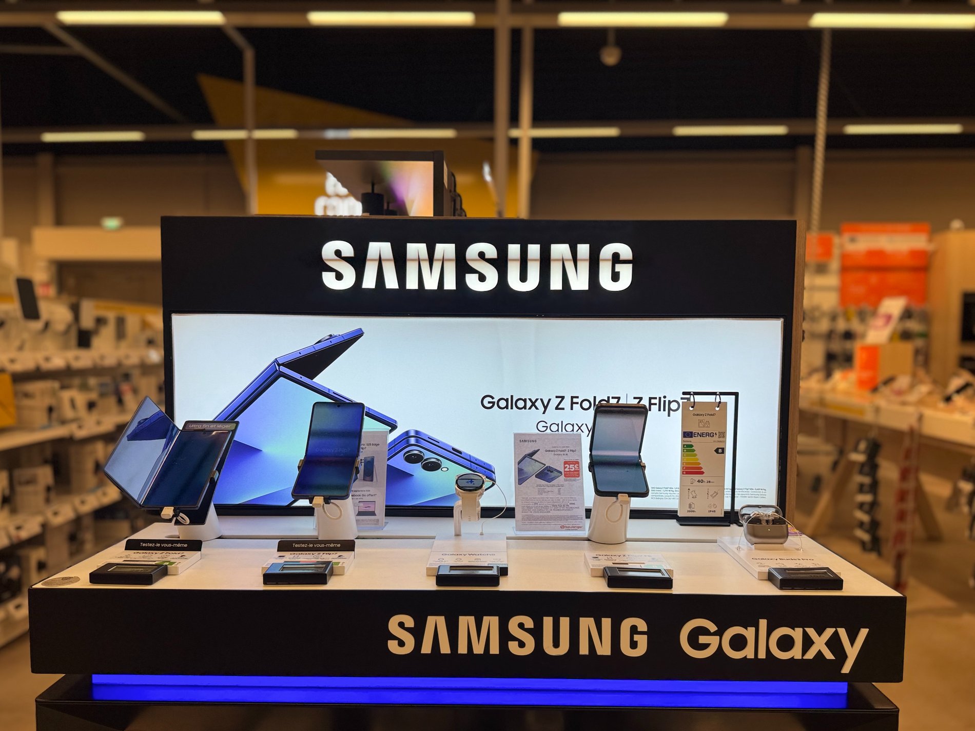 Rayon Samsung - Boulanger Angoulême - Champniers