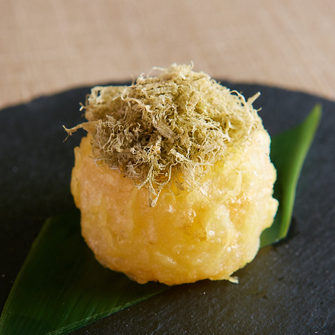 とろろ昆布と煮込み大根の天ぷら