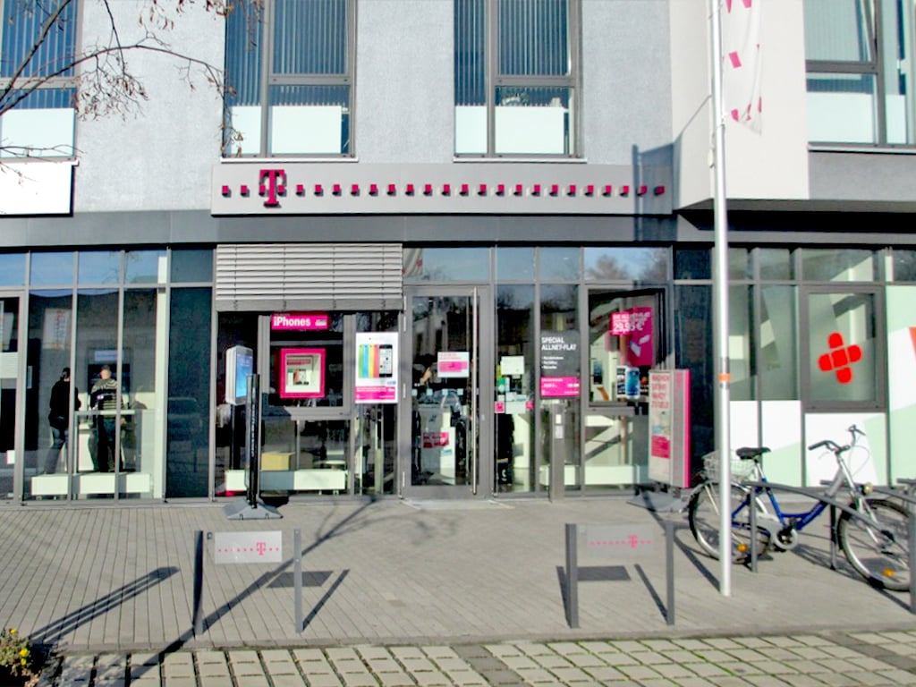 Store photo
