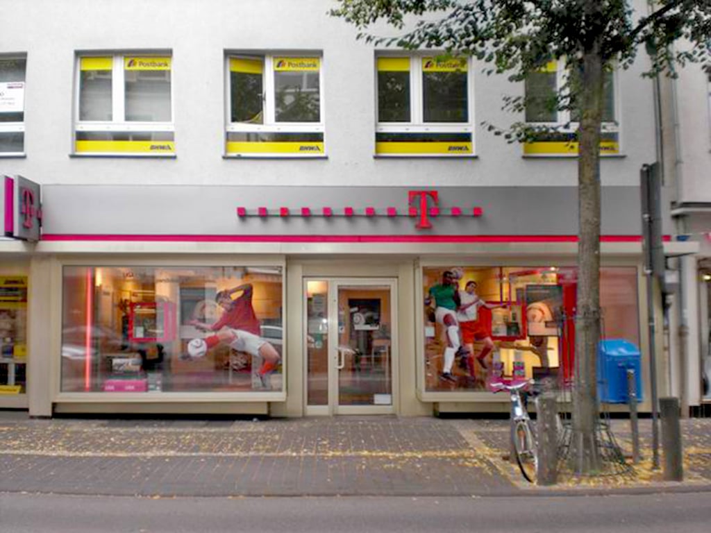 Store photo