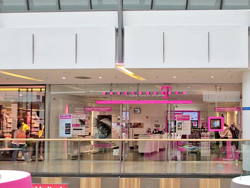 Store photo
