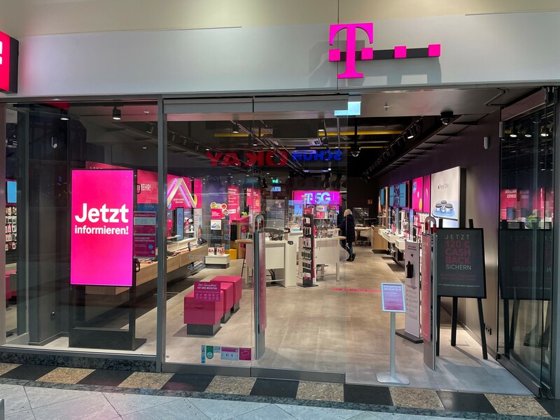 Store photo