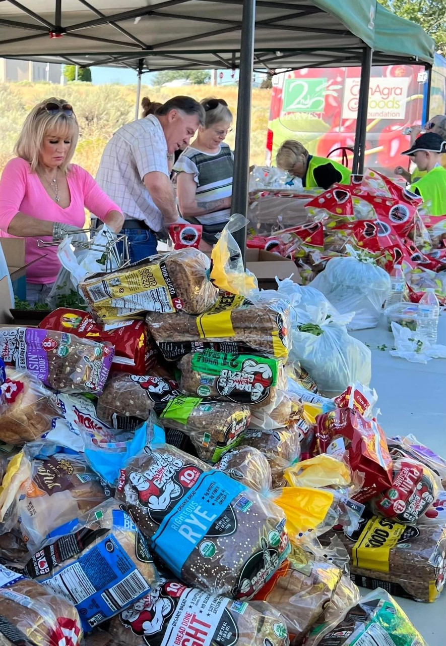 Many people were excepting delivery of produce from 2nd Harvest Tri-Cities Food Bank.
This day was dedicated to the Veterans who served for the armed forces.