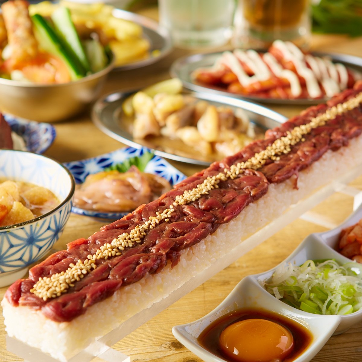 ■女子会■話題のグルメ『60cm』ロングユッケ肉寿司付き!!肉食女子会♪【3時間飲み放題付】9品 3480円