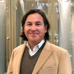 Alejandro Hernandez I Interior Designer I California Closets