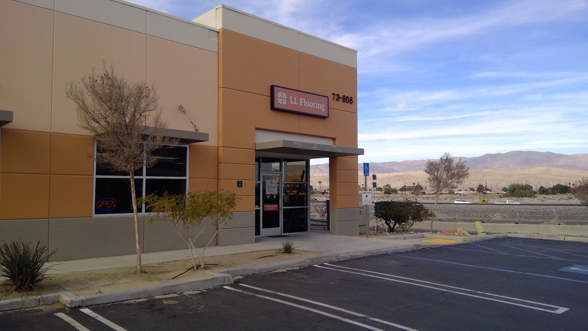 LL Flooring #1174 Palm Desert | 73806 Dinah Shore Dr | Storefront