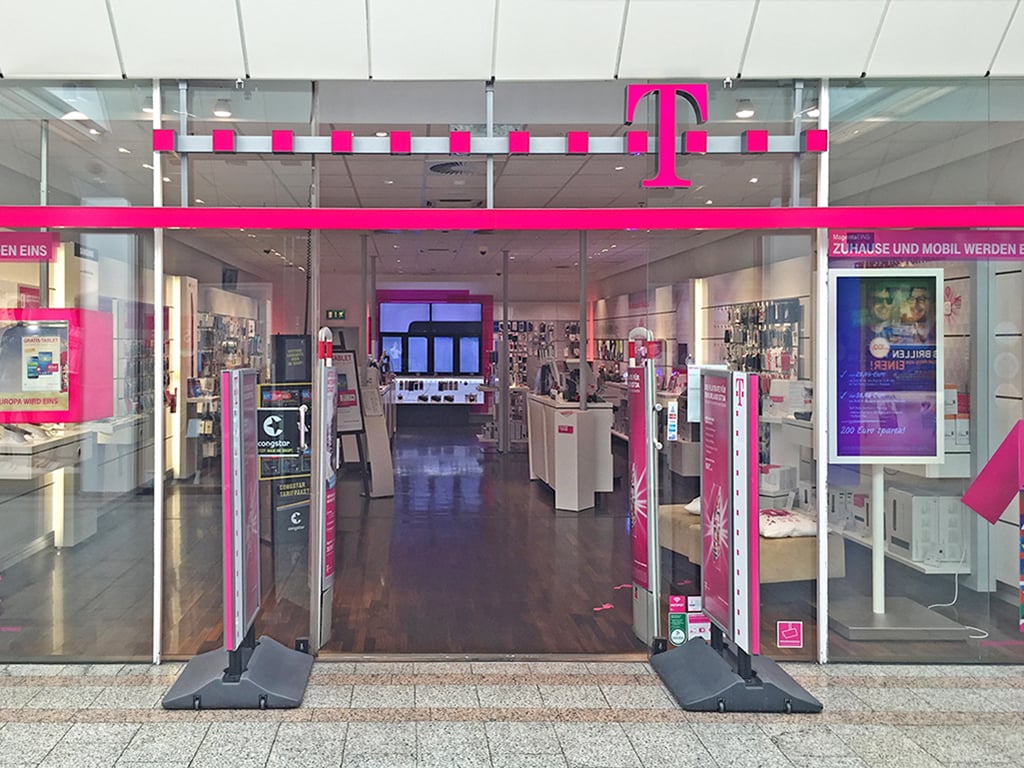 Store photo