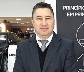 Rogerio Campos's headshot