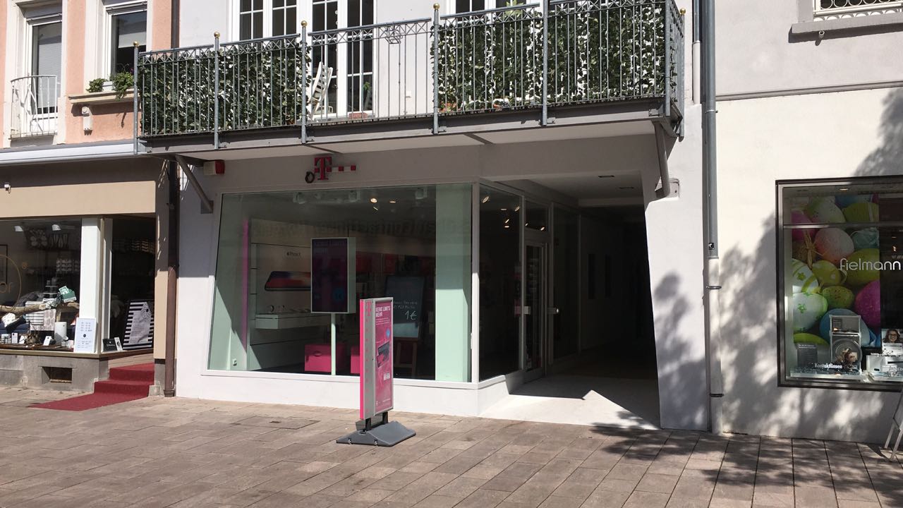 Store photo