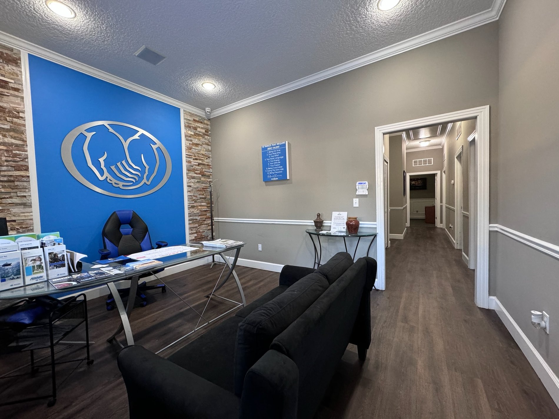 Photo gallery image