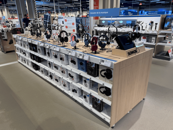 Table casque Boulanger Toulouse Colomiers