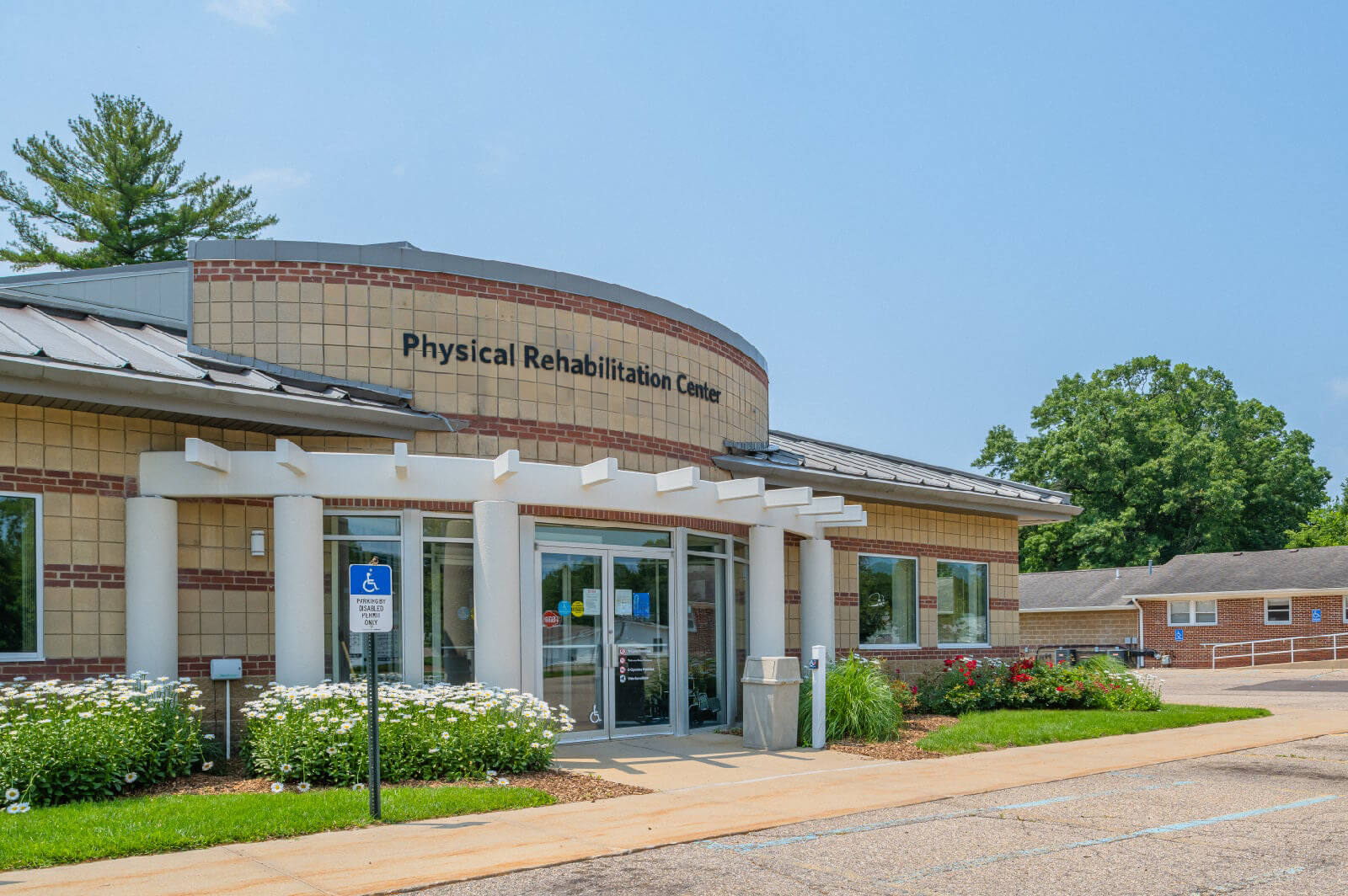 Beacon Allegan Physical Rehabilitation - 576 Linn St, Allegan, MI 49010