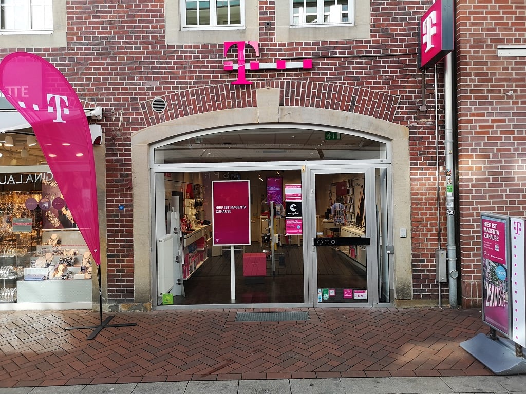 Store photo