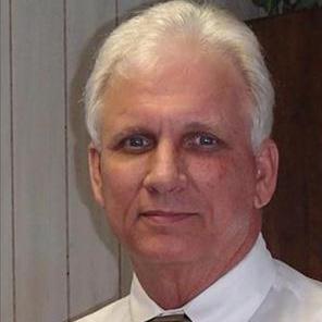 Agente de seguros de Allstate Charlie Long