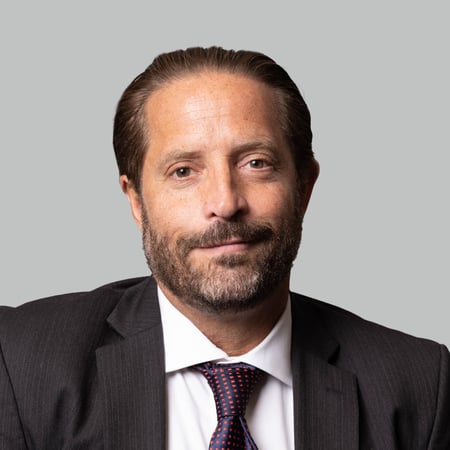 Daniel McCarron Advisor Headshot image