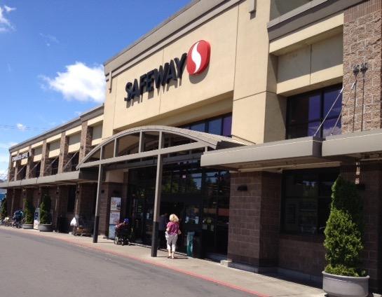Safeway Store Front Photo at 145 E 18th Ave in Eugene OR