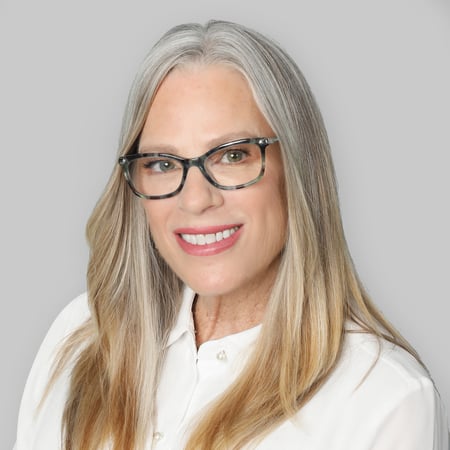 Melinda Capozzi Advisor Headshot image