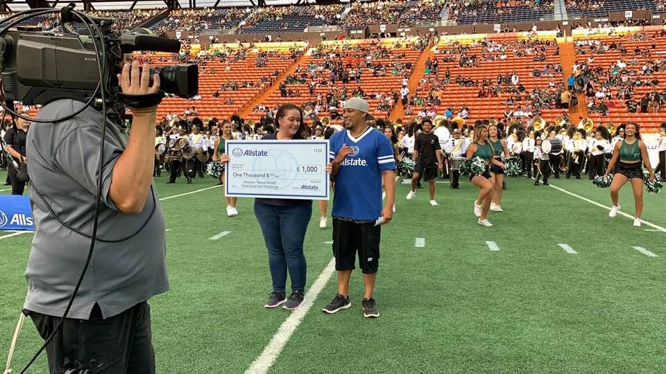 Awarding the winner of "Good Hands" field goal net challenge